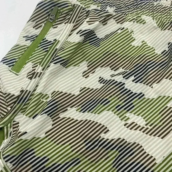 AVIA shirt SZ 4-6 - Picture 3 of 5